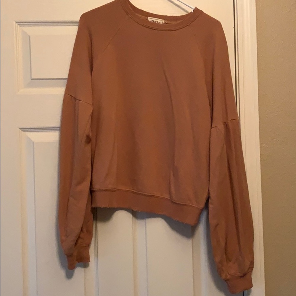 Rust crew neck sweatshirt from Vick